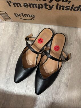 Dolce Vita Black Pointed Toe Slingback Mules